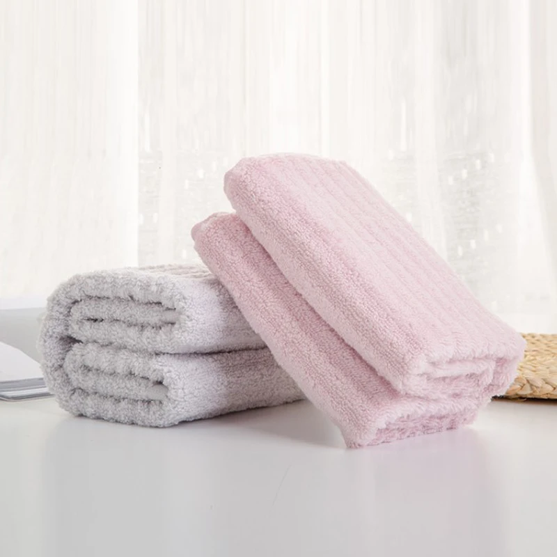 Hot sale 100% cotton solid facecloth 34x70cm face towels 3 Colors avaliable natural Eco-friendly skin soft washcloth washrag
Hot sale 100% cotton solid facecloth 34x70cm face towels 3 Colors avaliable natural Eco-friendly skin soft washcloth washrag