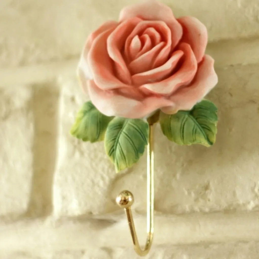 hook Wall Sticky Hook Mounted Hanger Rose Flower Resin for Coat Hat Robe Towel Useful gancho de parede suction cup
hook Wall Sticky Hook Mounted Hanger Rose Flower Resin for Coat Hat Robe Towel Useful gancho de parede suction cup