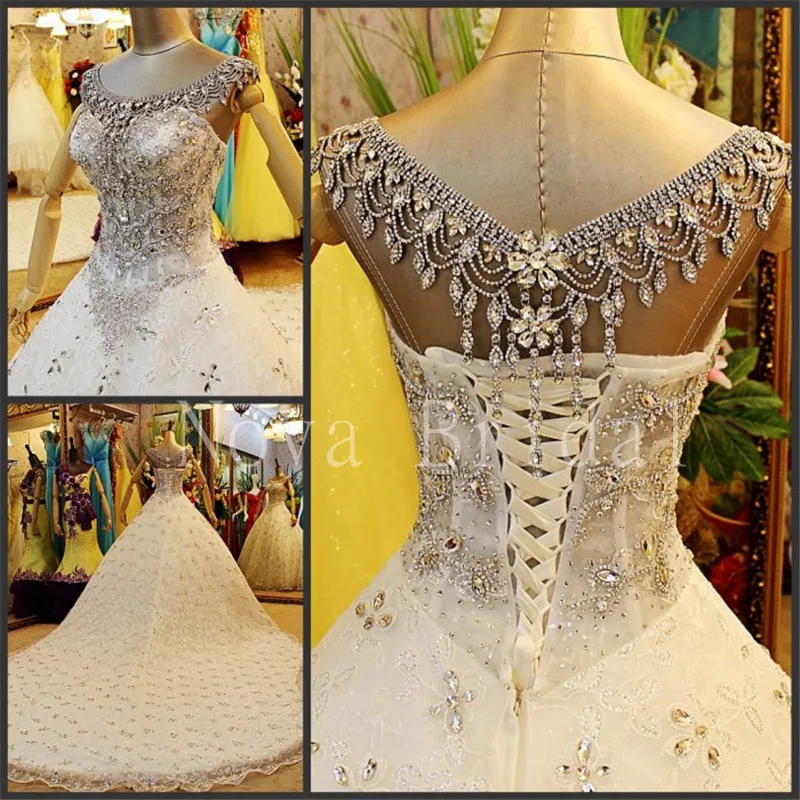 Custom Made Luxury Lace Wedding Dress Scoop Lace-up Heavy Beads Crystals Long Train Bridal Dresses Vestido De Noiva IZ182
Custom Made Luxury Lace Wedding Dress Scoop Lace-up Heavy Beads Crystals Long Train Bridal Dresses Vestido De Noiva IZ182