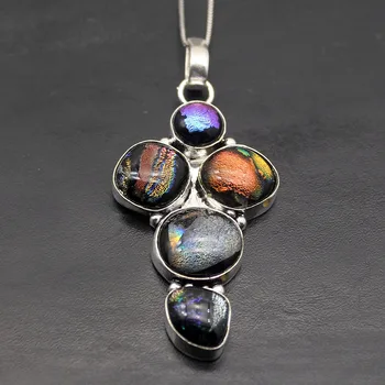 Hermosa Multi Natural Dichroic Glass Antique Fashion Jewelry Necklace Pendant 2 3/4 INCH A590
Hermosa Multi Natural Dichroic Glass Antique Fashion Jewelry Necklace Pendant 2 3/4 INCH A590