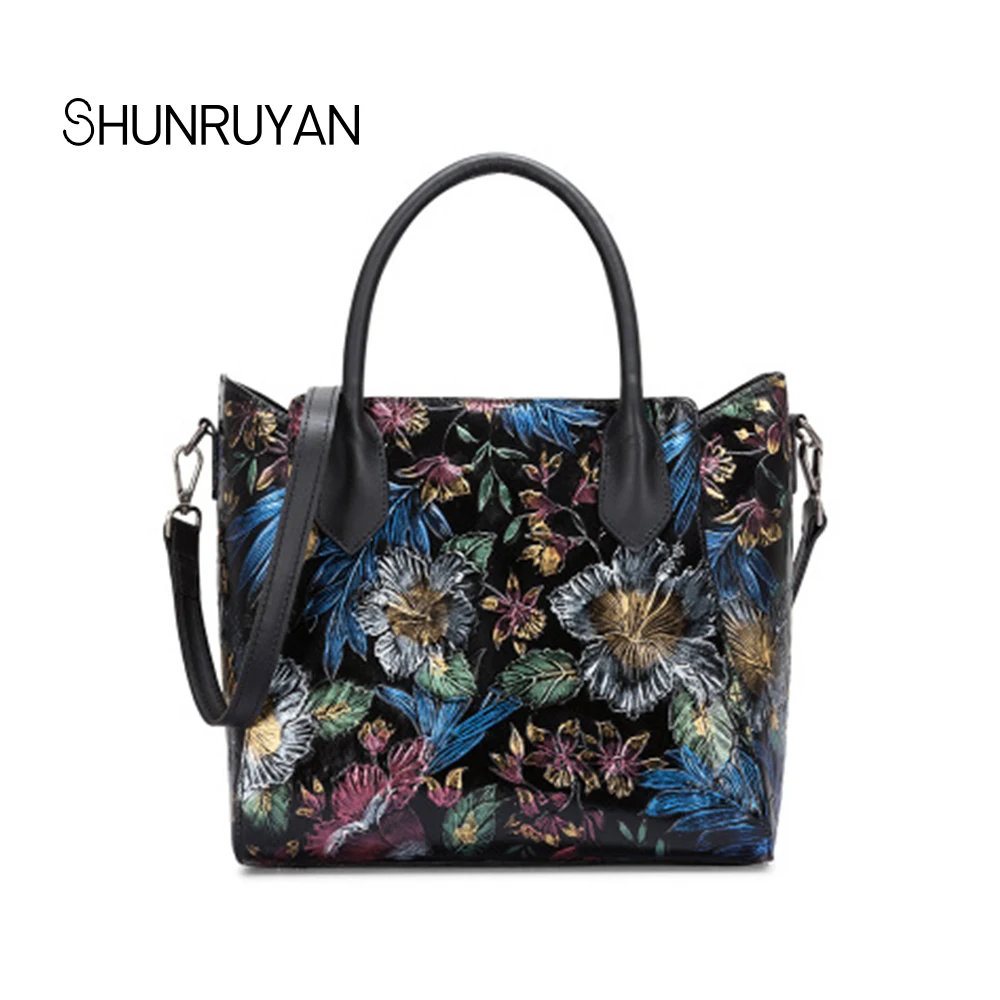 SHUNRUYAN Hand drawing flower pattern women 's handbags 2018 new fashion trend temperament shoulder bag leather Messenger Bag
SHUNRUYAN Hand drawing flower pattern women 's handbags 2018 new fashion trend temperament shoulder bag leather Messenger Bag