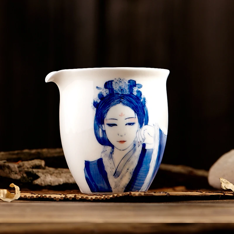 

180ML Jingdezhen Blue and White Porcelain Underglaze Fair Cup Hand Painted Beauty Teaware Vintage Cha Hai Tea Mugs Collection