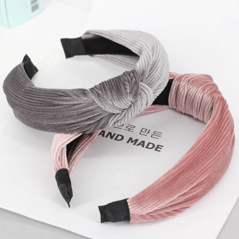 Haimeikang vintage velvet knot design Hairband for women girls color headbands female fashion hairbands custom hair accessories
Haimeikang vintage velvet knot design Hairband for women girls color headbands female fashion hairbands custom hair accessories