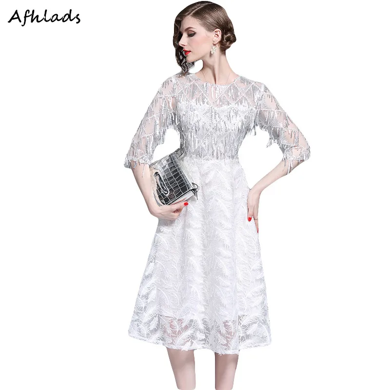 Luxury Elegant Dress Women 2019 New Summer Sequin Tassel Patchwork Mesh Diamond Thin Vintage High Waist Party Vestidos Dress
Luxury Elegant Dress Women 2019 New Summer Sequin Tassel Patchwork Mesh Diamond Thin Vintage High Waist Party Vestidos Dress