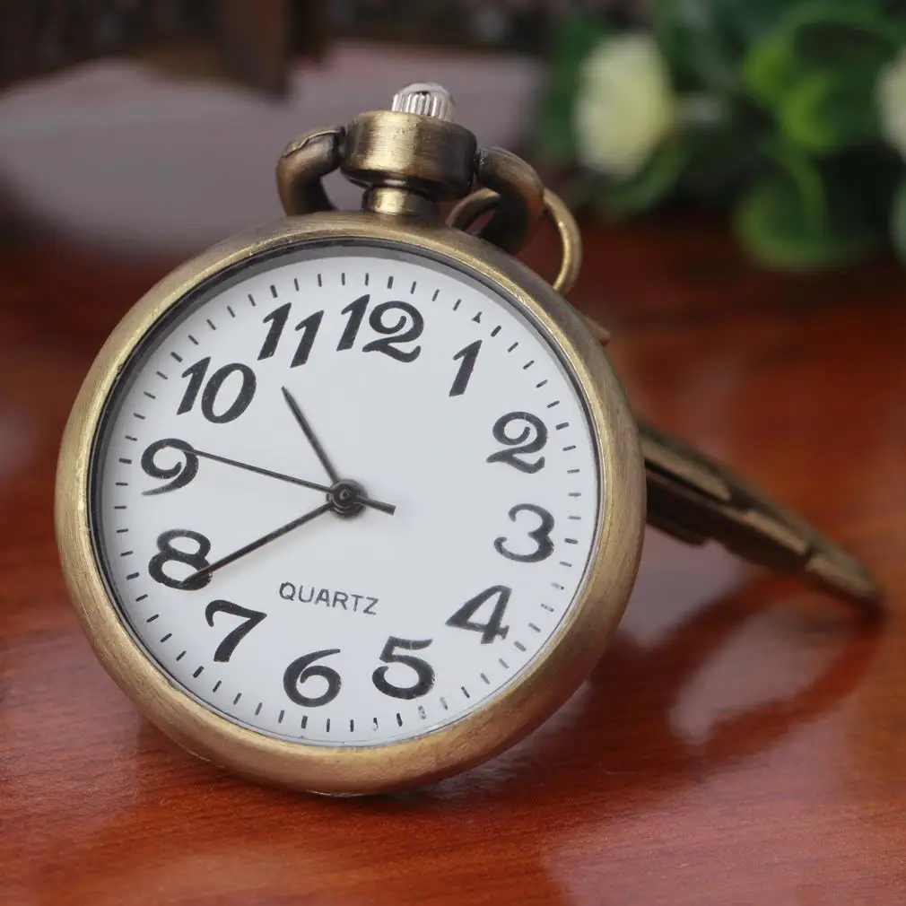 OUTAD 1pc Retro Bronze Quartz vintage pocket watch Movement Keychain Keyring Watch Pocket Watch Round Dial Relogio Masculino
OUTAD 1pc Retro Bronze Quartz vintage pocket watch Movement Keychain Keyring Watch Pocket Watch Round Dial Relogio Masculino
