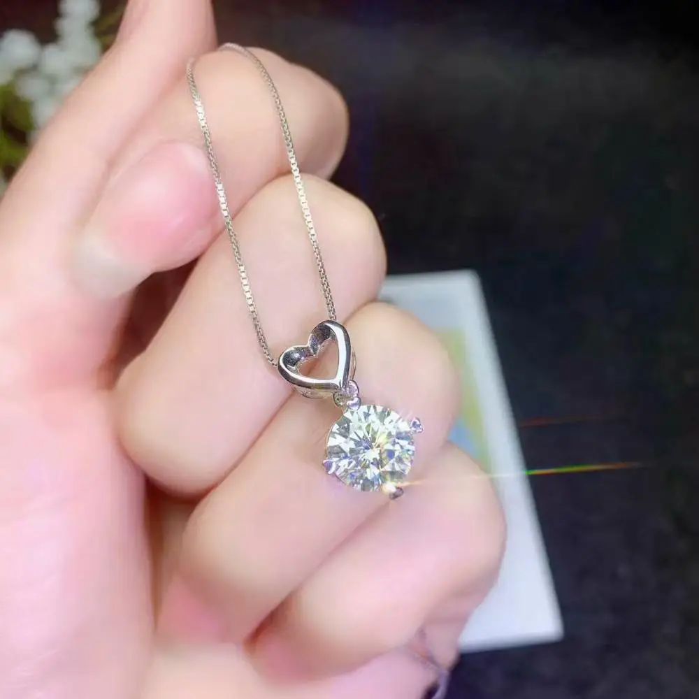 heart style confession gift: crackling moissanite pendant for necklace with silver
heart style confession gift: crackling moissanite pendant for necklace with silver