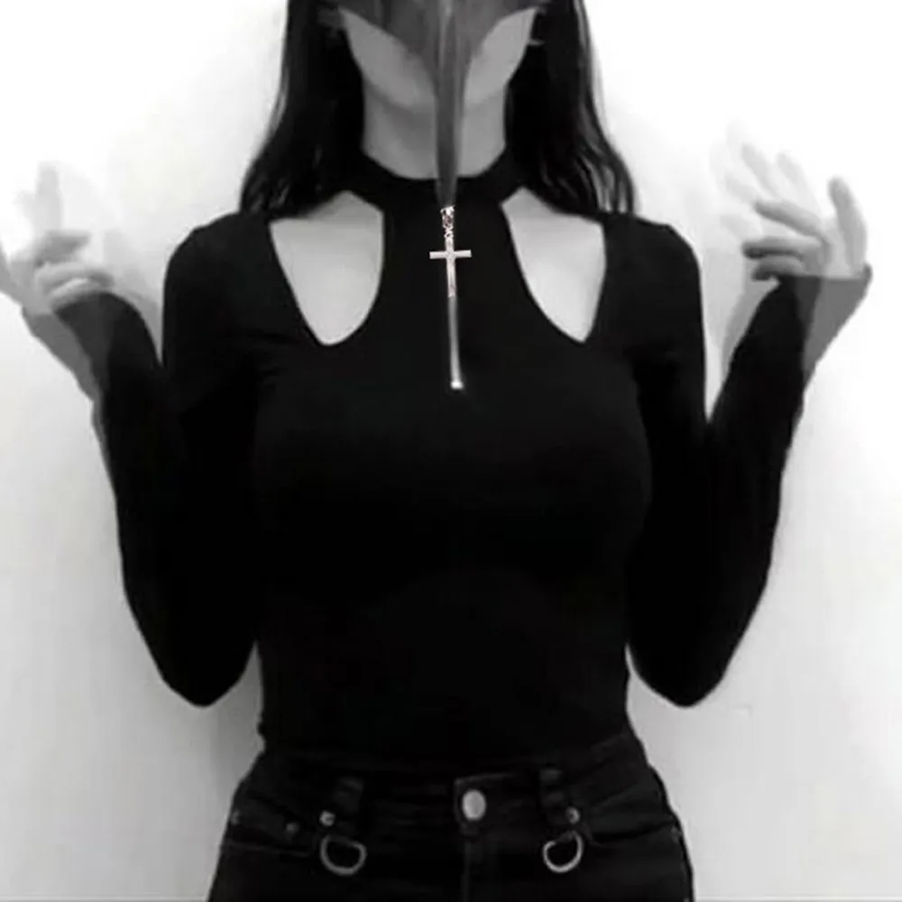 Women Gothic Sweaters Black Chic Cool Slim Hole Zipper Female Fall Sexy Tops Black Pullover Goth Punk Style Knitwear
Women Gothic Sweaters Black Chic Cool Slim Hole Zipper Female Fall Sexy Tops Black Pullover Goth Punk Style Knitwear