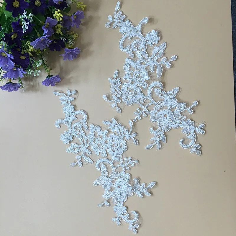 10Pieces Exquisite Floral Embroidery Lace Applique Collar Fake Neckline Lace Fabric Sewing Trims Craft DIY Wedding Dress
10Pieces Exquisite Floral Embroidery Lace Applique Collar Fake Neckline Lace Fabric Sewing Trims Craft DIY Wedding Dress