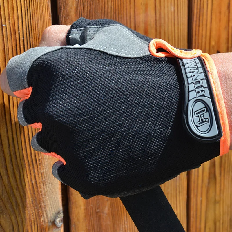 Spring and summer thin men's mesh riding fitness exercise hiking outdoor training non-slip sports breathable half finger gloves
Spring and summer thin men's mesh riding fitness exercise hiking outdoor training non-slip sports breathable half finger gloves