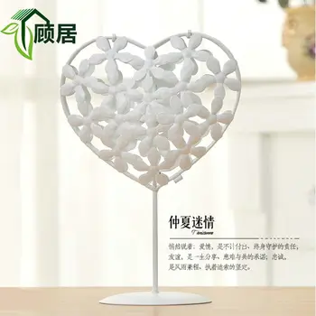 Juou style retro Iron Candle Lantern decoration proposal candlelight dinner classic wedding candles props
Juou style retro Iron Candle Lantern decoration proposal candlelight dinner classic wedding candles props