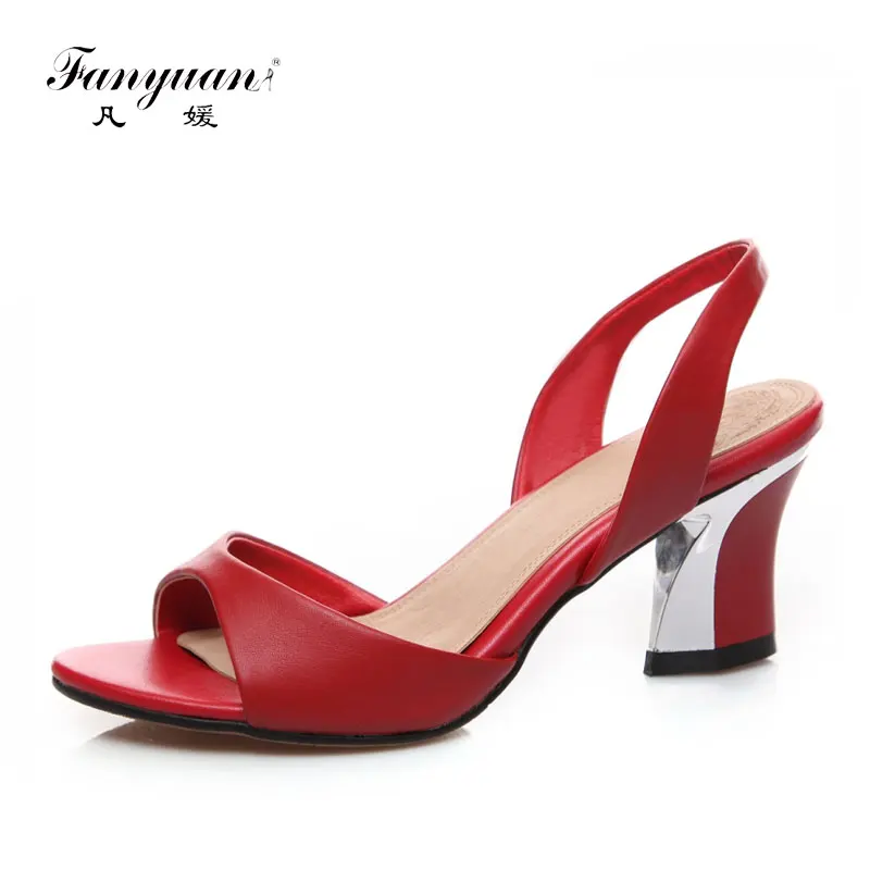 Fanyuan 2019 Big Size 33-44 Full Grain Leather Slip On Woman Shoes Fashion Med Hoof Heels Wedding Party Sandals Women
Fanyuan 2019 Big Size 33-44 Full Grain Leather Slip On Woman Shoes Fashion Med Hoof Heels Wedding Party Sandals Women