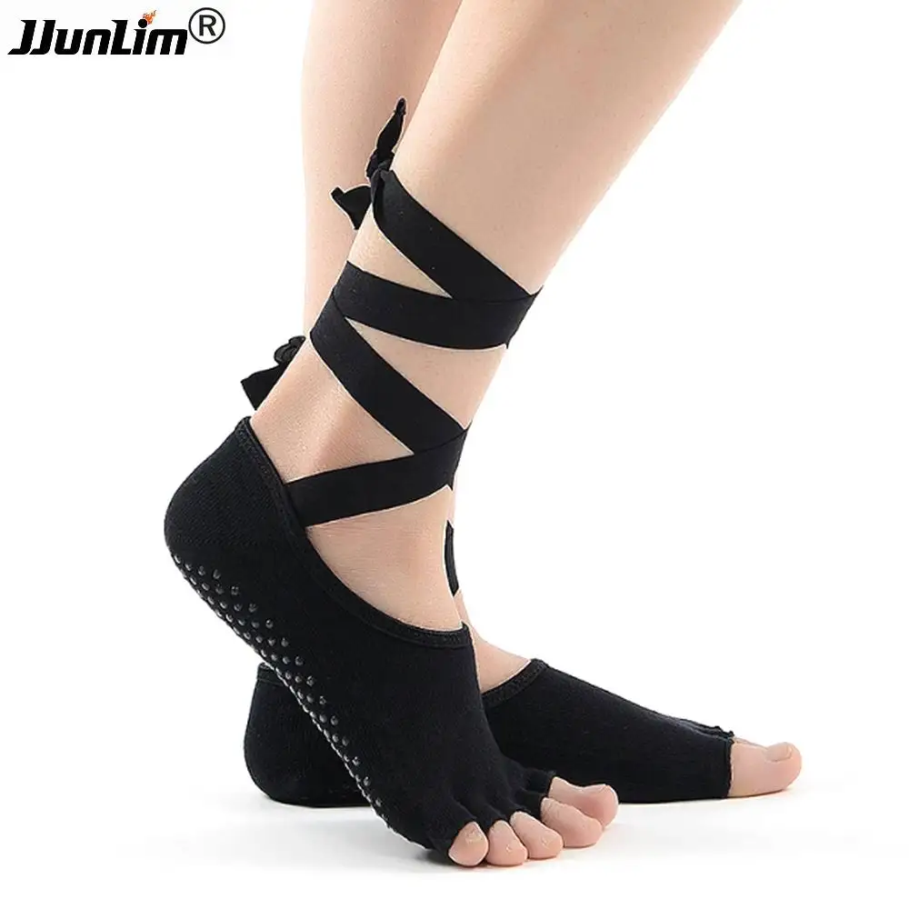 Image 100% cotton yoga socks and gloves set women black pink pilates socks Massage Five Toe yoga socks fitness crossfit sport socks