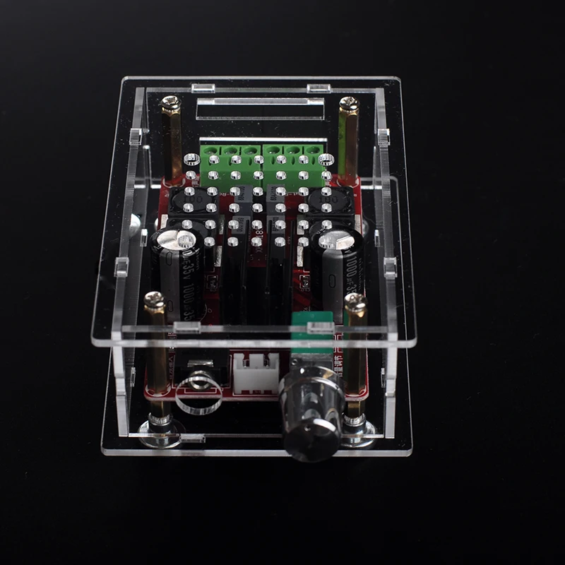 TPA3116D2 dual channel stereo high end digital power amplifier module acrylic shell can be connected to MP3 decoder board.
TPA3116D2 dual channel stereo high end digital power amplifier module acrylic shell can be connected to MP3 decoder board.