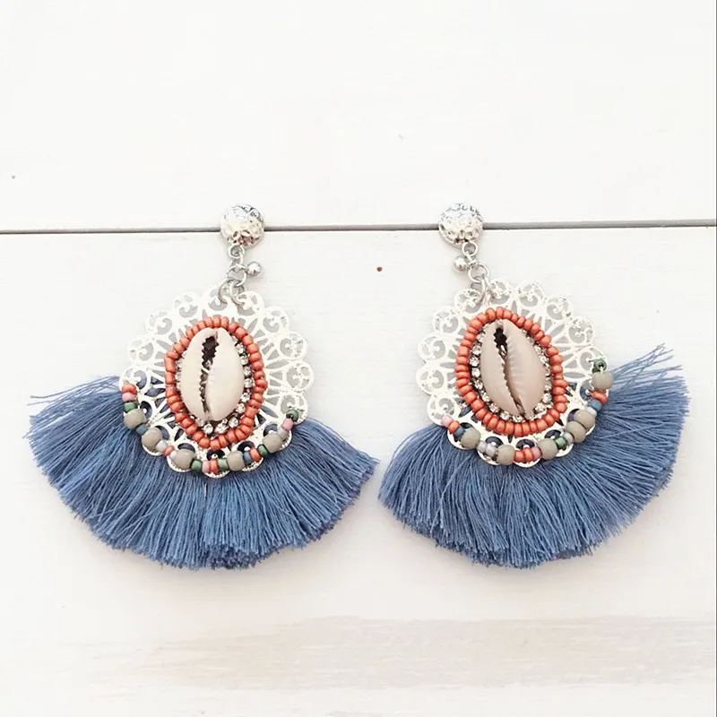 Handmade fashion exquisite tassel hair ball silicone crystal big earrings lady maternity gift bohemian exaggerated
Handmade fashion exquisite tassel hair ball silicone crystal big earrings lady maternity gift bohemian exaggerated
