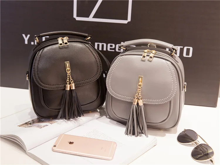 Women Backpack PU leather three-use bag simple multi-purpose college wind ladies bag wild 2018 new backpack with tassel
Women Backpack PU leather three-use bag simple multi-purpose college wind ladies bag wild 2018 new backpack with tassel