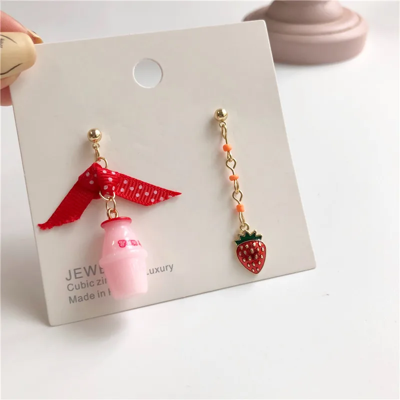 SQUERIM S925 Korean Cute Girl Bow Knot Ribbon Asymmetric Long Earrings Vitality Fruit Earrings Ear Jewel
SQUERIM S925 Korean Cute Girl Bow Knot Ribbon Asymmetric Long Earrings Vitality Fruit Earrings Ear Jewel