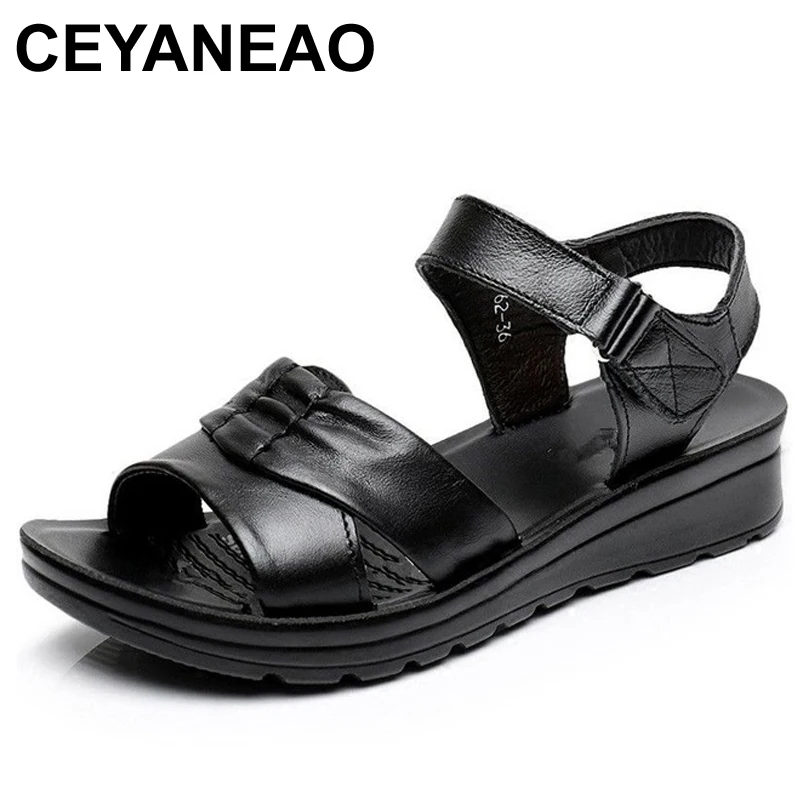 CEYANEAO Summer Shoes Women Sandals Leather soft soles comfortable Ladies sandals large size Middle-aged casual Open Toe sandals
CEYANEAO Summer Shoes Women Sandals Leather soft soles comfortable Ladies sandals large size Middle-aged casual Open Toe sandals