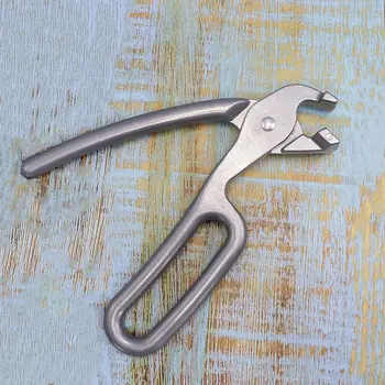 Newly 1pc Aluminum Alloy Pizza Pan Gripper Anti-scald Oven Clamp Pliers Plate Grabber VA88
Newly 1pc Aluminum Alloy Pizza Pan Gripper Anti-scald Oven Clamp Pliers Plate Grabber VA88