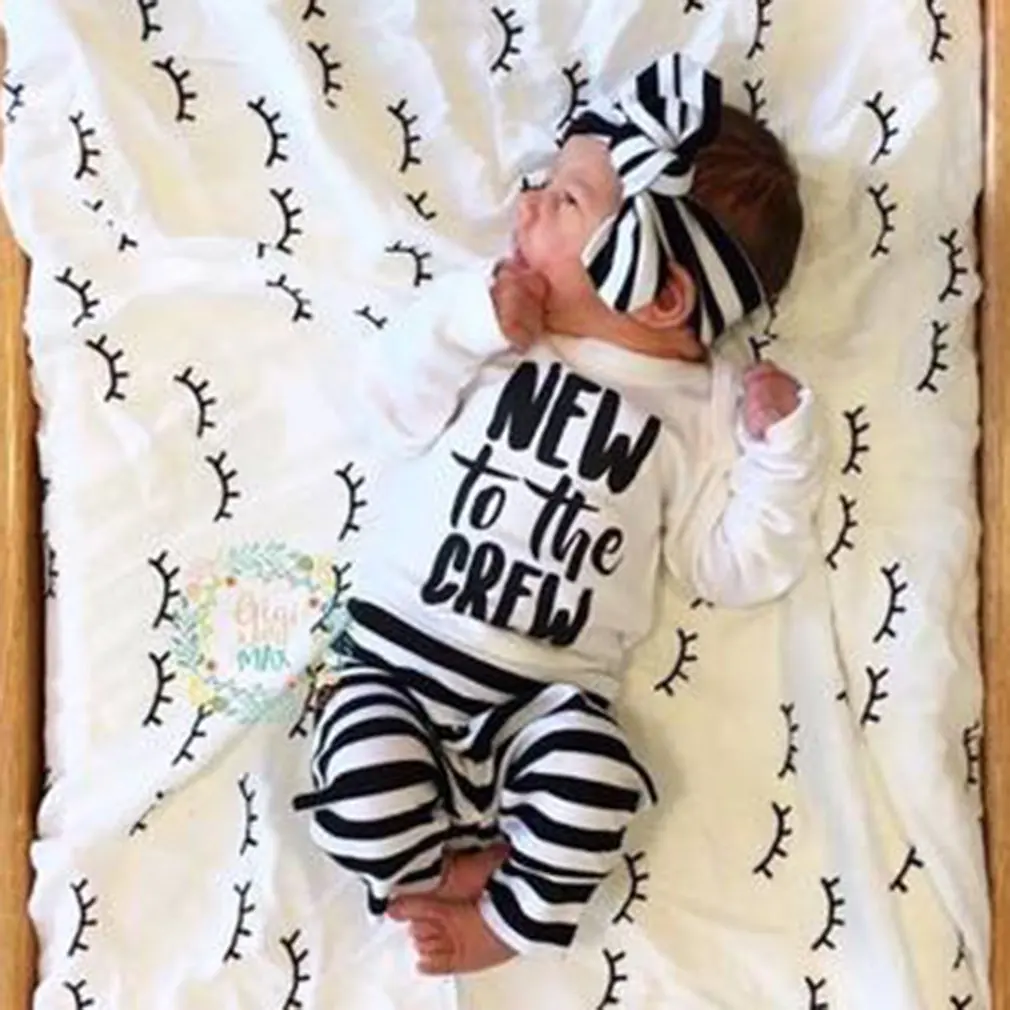 2018 Fashion Baby Letter Stripe Print Clothes Set New to The Crew Print Long Sleeve Top Striped Pants Hat Headband 4pcs Outfits
2018 Fashion Baby Letter Stripe Print Clothes Set New to The Crew Print Long Sleeve Top Striped Pants Hat Headband 4pcs Outfits