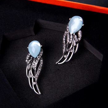 Bulk Price New Trendy Resin Crystal Vintage Feather Earrings 2018 For Fashion Women Hot Sale Jewelry Earrings Accessory
Bulk Price New Trendy Resin Crystal Vintage Feather Earrings 2018 For Fashion Women Hot Sale Jewelry Earrings Accessory
