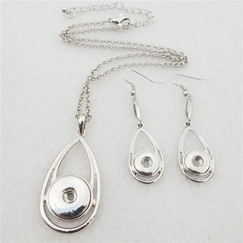 Water Drop Metal 18mm Snap Buttons Pendant Necklace with 12mm Snap Buttons Earrings Jewelry Set
Water Drop Metal 18mm Snap Buttons Pendant Necklace with 12mm Snap Buttons Earrings Jewelry Set