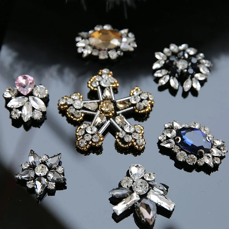 50pieces beatiful mixed color 3D rhinestone Flower Appliqued For Sewing bags/Christmas Garment decoration Patches 3-6.5cm
50pieces beatiful mixed color 3D rhinestone Flower Appliqued For Sewing bags/Christmas Garment decoration Patches 3-6.5cm