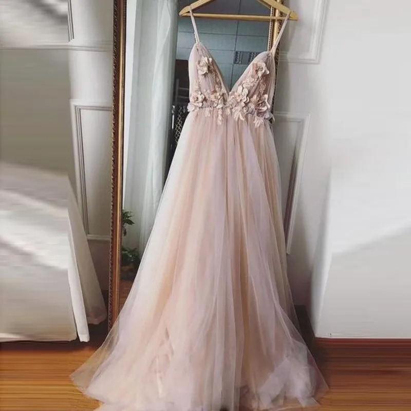 

2019 Blush Pink 3D Flower Tulle A-line Long Evening Gowns Double V-neck Tutu Pretty Flower Prom Gowns Long Dress