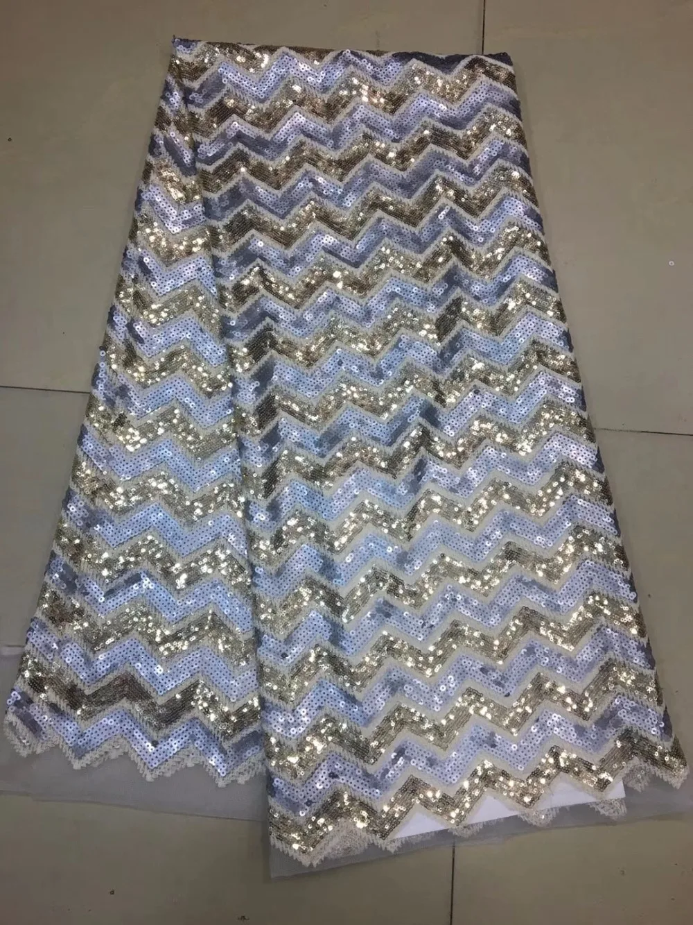 2018 African sequin lace fabric high quality Nigerian tulle lace fabric for party dress
2018 African sequin lace fabric high quality Nigerian tulle lace fabric for party dress