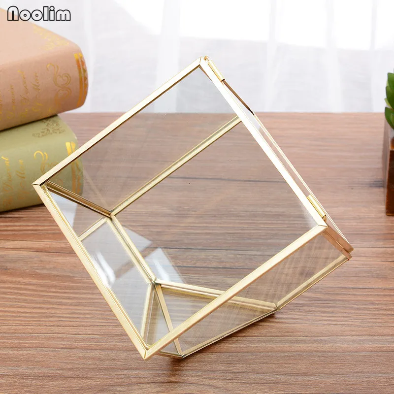 NOOLIM Ring Box Tabletop Succulent Plant Micro Landscape Terrarium Bonsai Polyhedron Clear Glass Geometric Jewelry Storage Box
NOOLIM Ring Box Tabletop Succulent Plant Micro Landscape Terrarium Bonsai Polyhedron Clear Glass Geometric Jewelry Storage Box