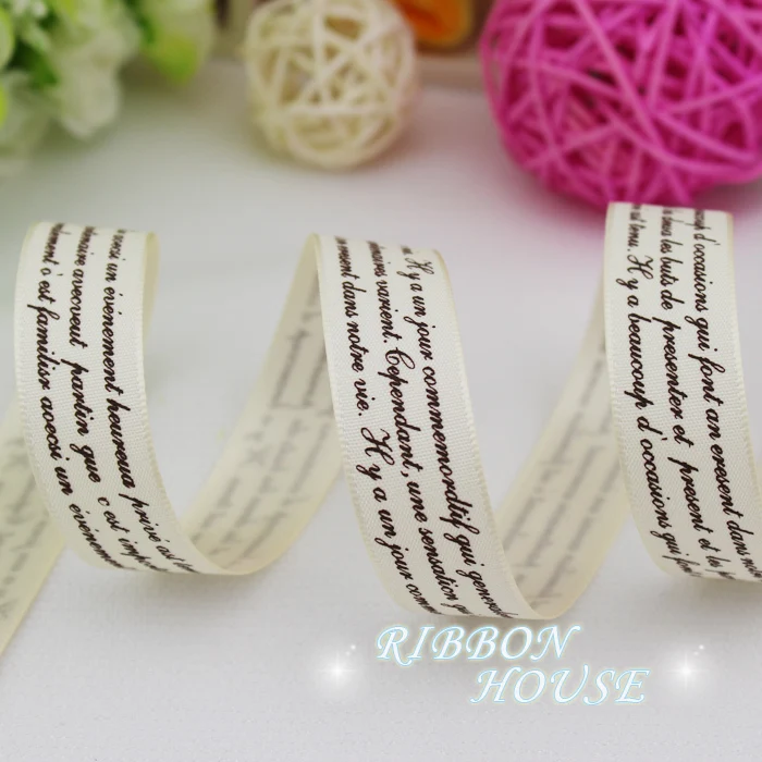 (5 yards/lot) 15mm White printed satin ribbon colored romantic ribbon gift wrap ribbon decoration ribbons
(5 yards/lot) 15mm White printed satin ribbon colored romantic ribbon gift wrap ribbon decoration ribbons