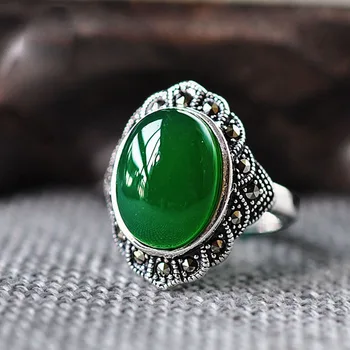 High quality 925 Sterling silver Vintage Bohemia green natural Semi-precious stone ring female garnet Green chalcedony big rings
High quality 925 Sterling silver Vintage Bohemia green natural Semi-precious stone ring female garnet Green chalcedony big rings