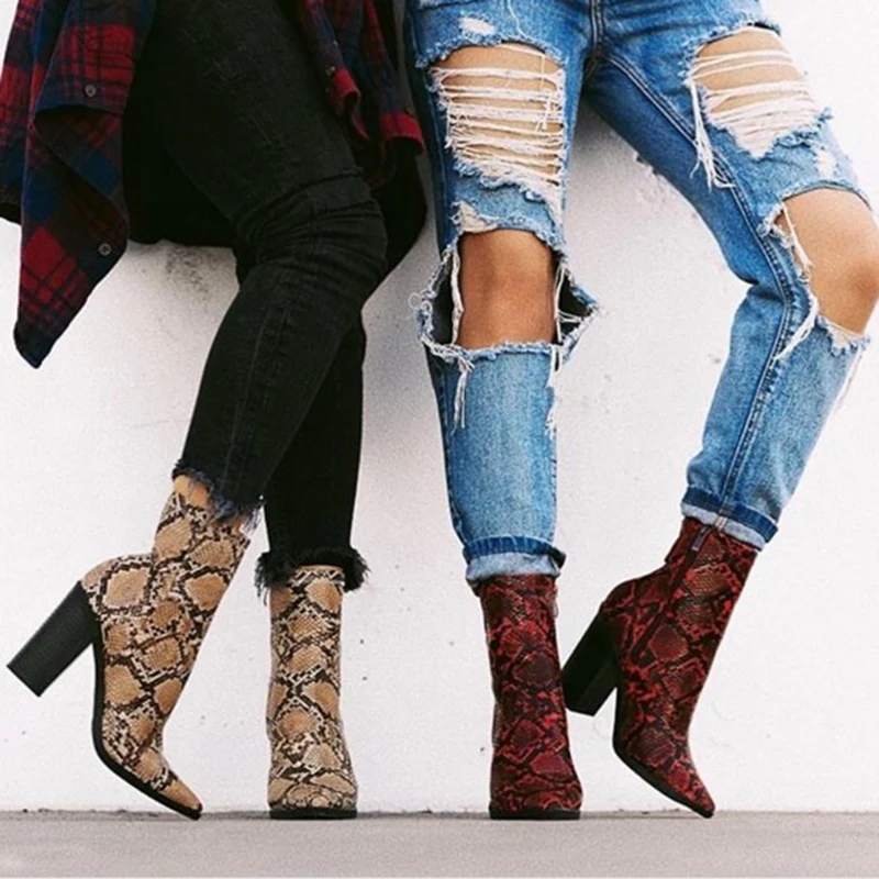 2019 Plus Size Women Boots 11cm High Heels Fetish Stripper Burgundy Ankle Boots Prom Snake Print Block Heels Chunky Red Shoes
2019 Plus Size Women Boots 11cm High Heels Fetish Stripper Burgundy Ankle Boots Prom Snake Print Block Heels Chunky Red Shoes