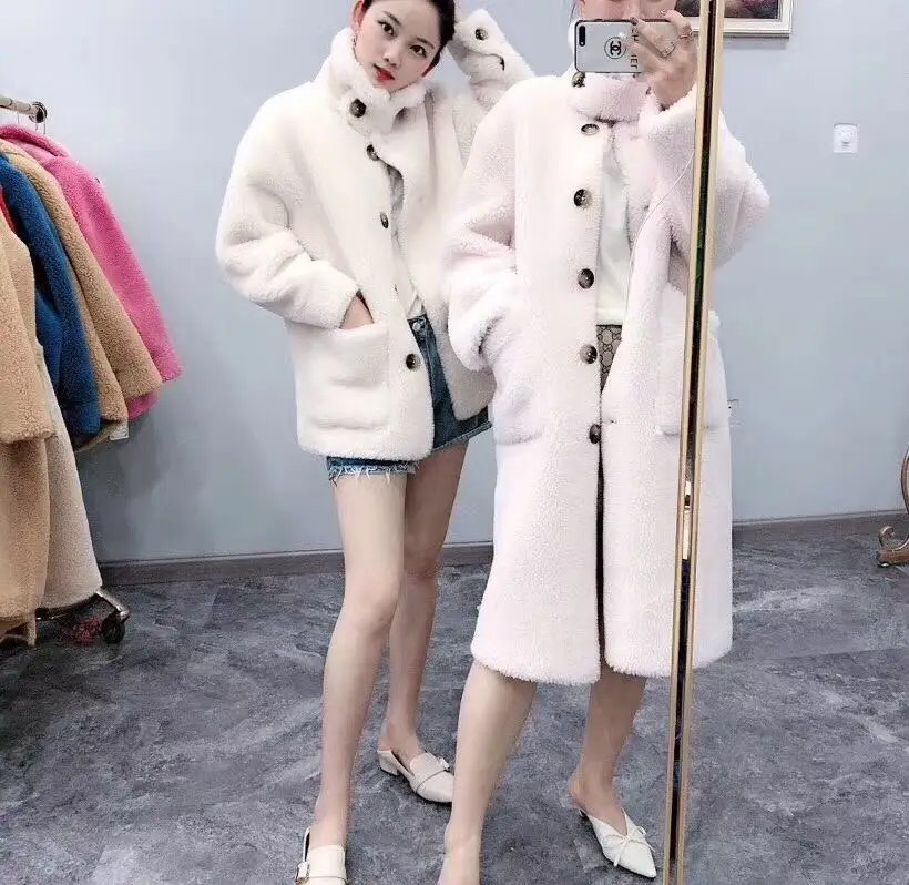 Luxury New 2019 Autumn Winter Real Sheep Wool Fur Coats Ladies Sheep Shearing Long Warm Jackets fashion loose size lady outwear
Luxury New 2019 Autumn Winter Real Sheep Wool Fur Coats Ladies Sheep Shearing Long Warm Jackets fashion loose size lady outwear