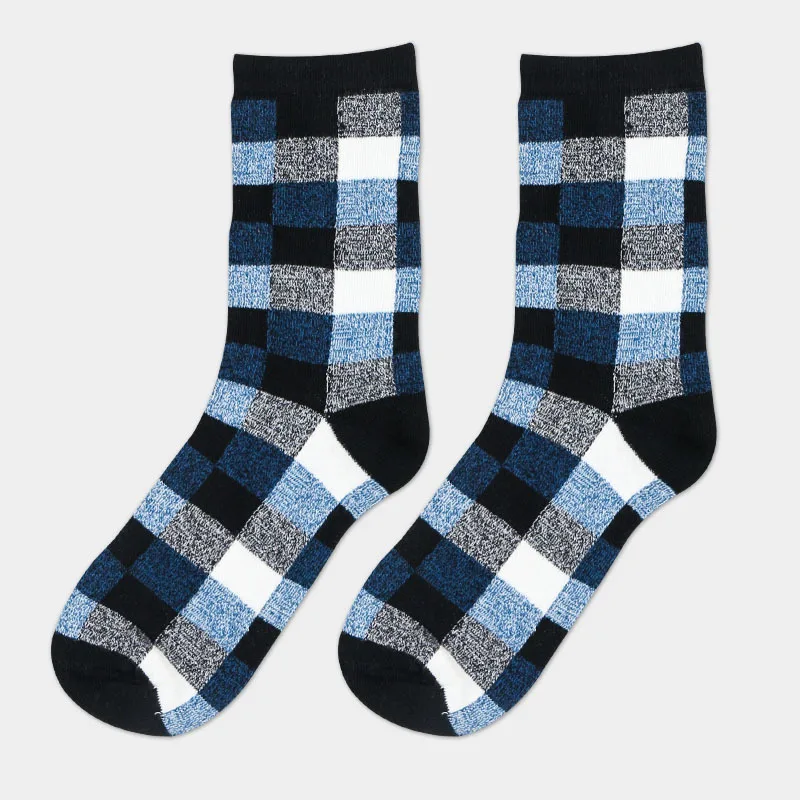 2563112775_961169712