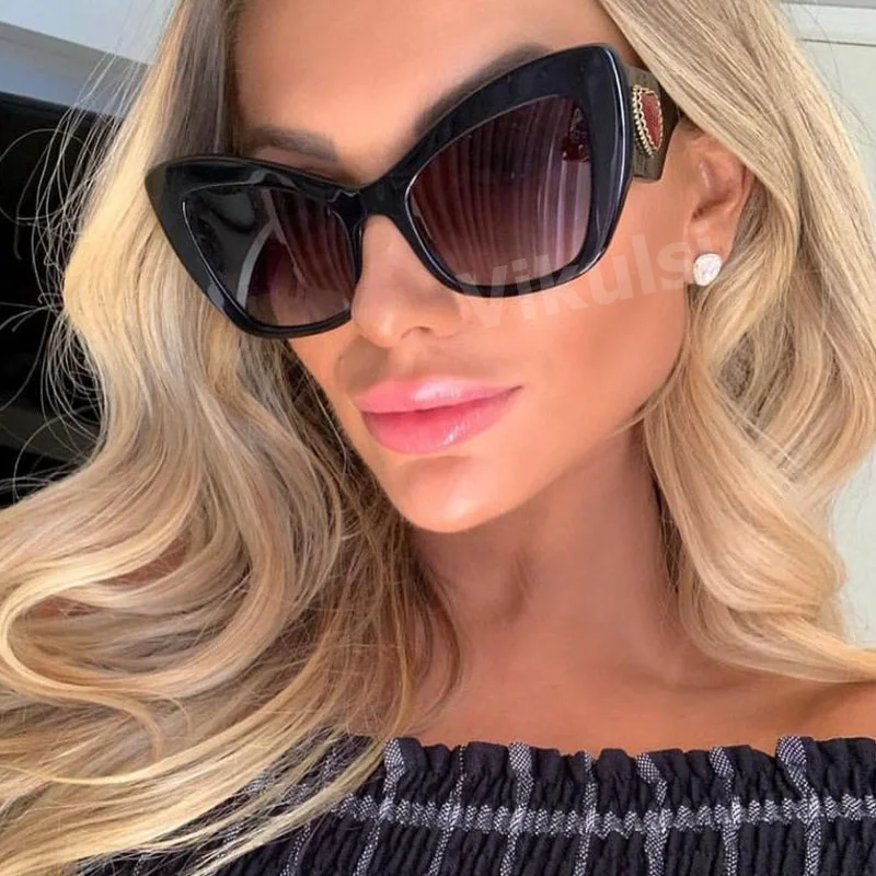 2019 New Cat Eye Sunglasses Vintage Retro Women Fashion Wide Leg Brand Designe Red Heart Sun Glasses Female Black Shades UV400 
2019 New Cat Eye Sunglasses Vintage Retro Women Fashion Wide Leg Brand Designe Red Heart Sun Glasses Female Black Shades UV400