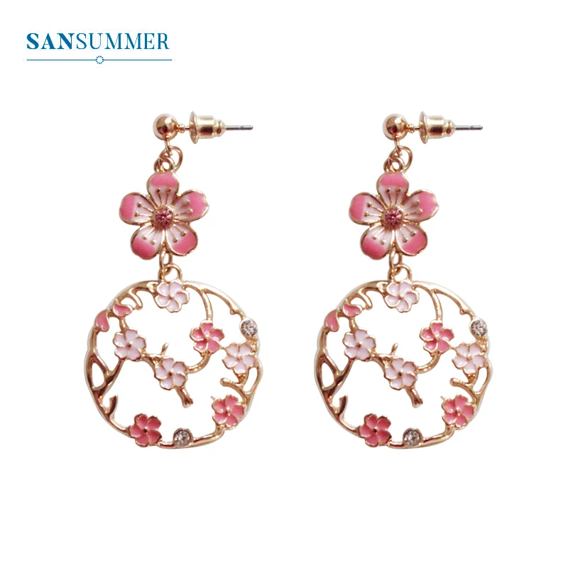 SANSUMMER 2019 Women Long Earrings New Design Sweet Hollow Out Flower Earrings Vintage Charm Metal Drop Earrings Jewelry 6090
SANSUMMER 2019 Women Long Earrings New Design Sweet Hollow Out Flower Earrings Vintage Charm Metal Drop Earrings Jewelry 6090