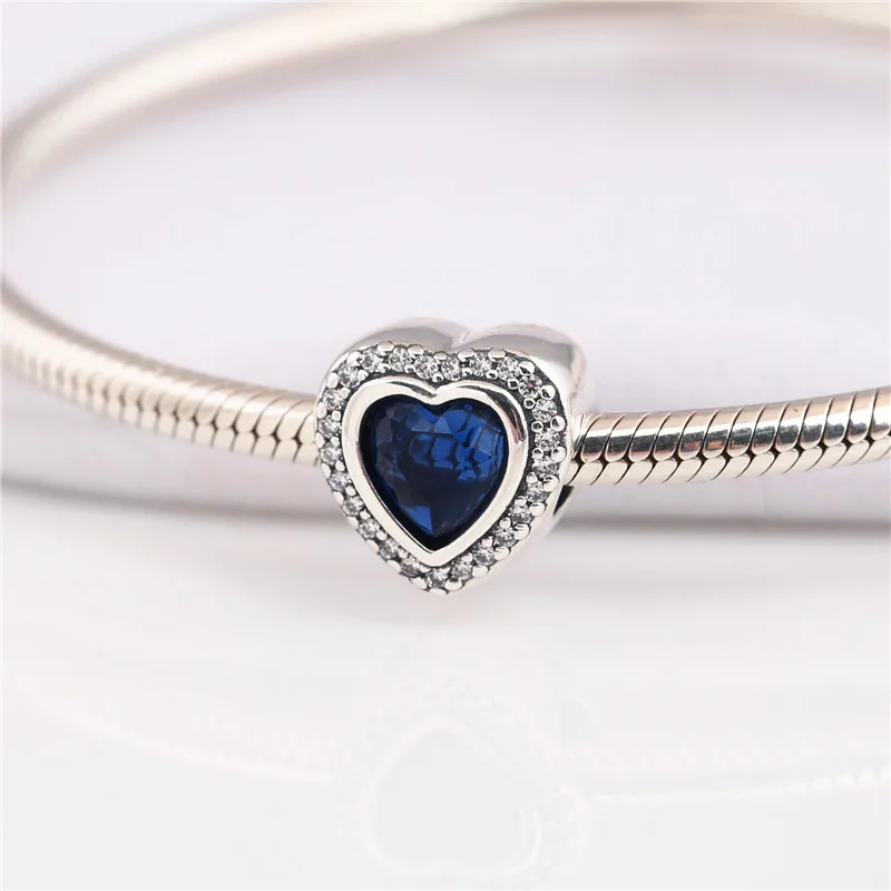 Guaranteed 925 sterling silver charm blue cz Original Sparkling Love Charm DIY for ladies snake chains and necklaces
Guaranteed 925 sterling silver charm blue cz Original Sparkling Love Charm DIY for ladies snake chains and necklaces
