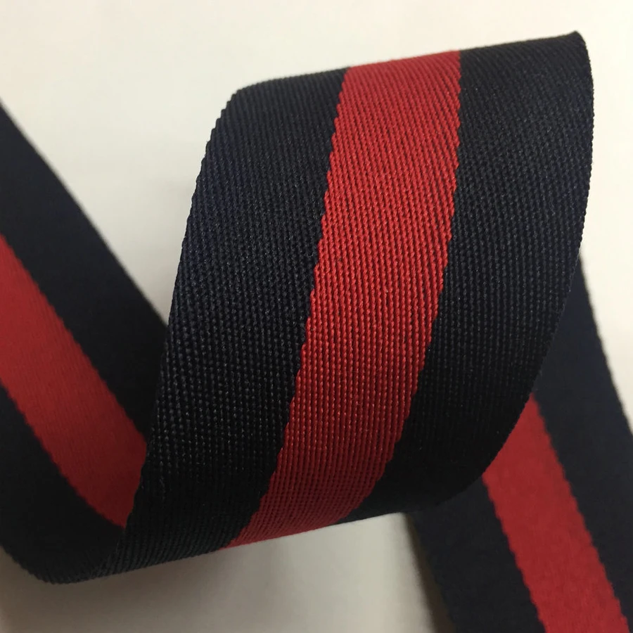 50mm 38mm wide webbing 10yards red interstices between the polypropylene ribbon twill yarn between the sewing belt
50mm 38mm wide webbing 10yards red interstices between the polypropylene ribbon twill yarn between the sewing belt