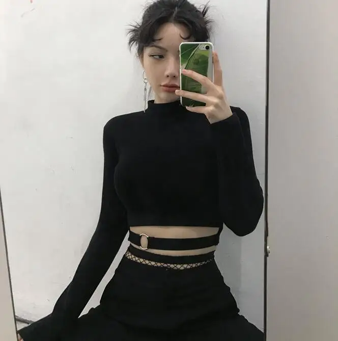 Black Gothic Tops Women Long Sleeve T-shirt Korean Sexy Creative Navy-baring Tops With Ring High Waist Slim Chic Short T-shirt
Black Gothic Tops Women Long Sleeve T-shirt Korean Sexy Creative Navy-baring Tops With Ring High Waist Slim Chic Short T-shirt