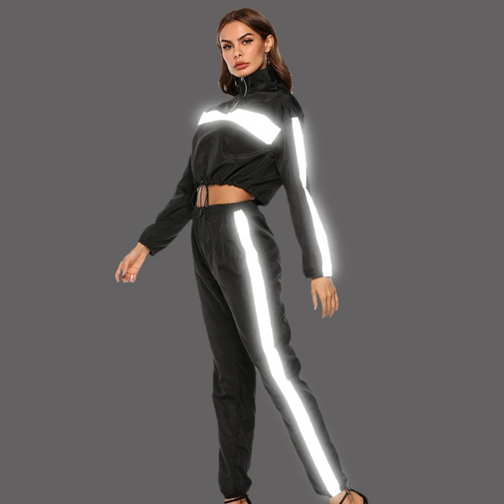 2019 Spring Autum New Night Reflective Female Jacket Casual Sport Hooded Short Coat Women Crop Suit Zipper Outwear
2019 Spring Autum New Night Reflective Female Jacket Casual Sport Hooded Short Coat Women Crop Suit Zipper Outwear