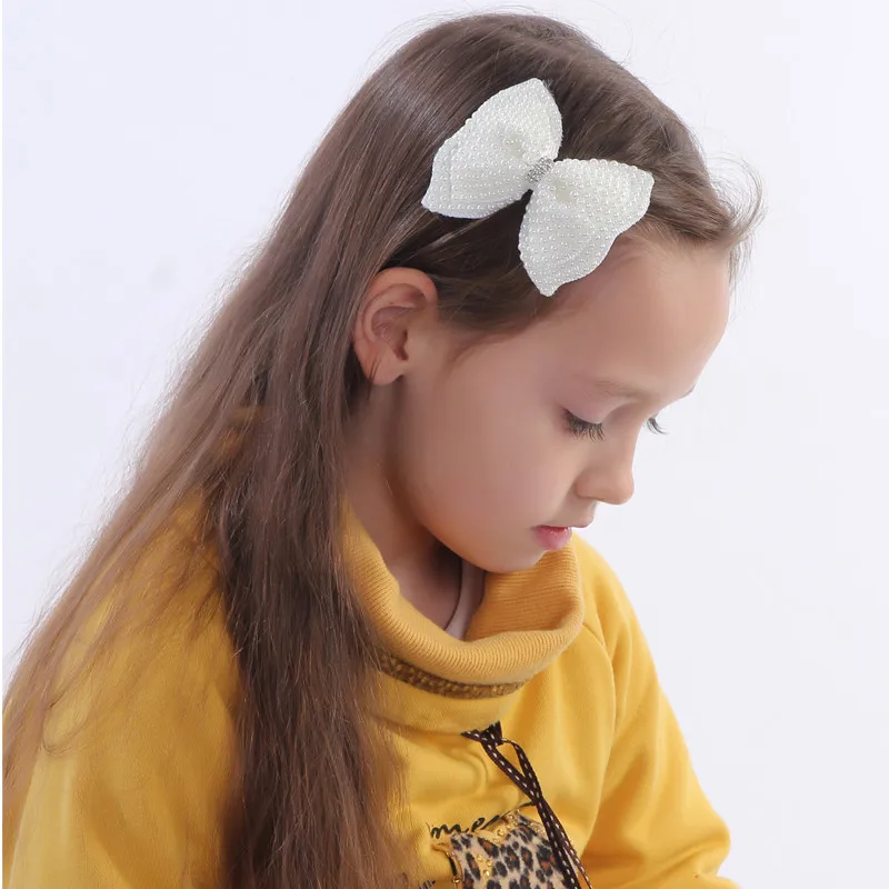 White Pearl Hair Bows With Hair Clips For Girls Boutique Layers Bling Rhinestone Center Bows Hairpins Hair Accessories Fashion
White Pearl Hair Bows With Hair Clips For Girls Boutique Layers Bling Rhinestone Center Bows Hairpins Hair Accessories Fashion