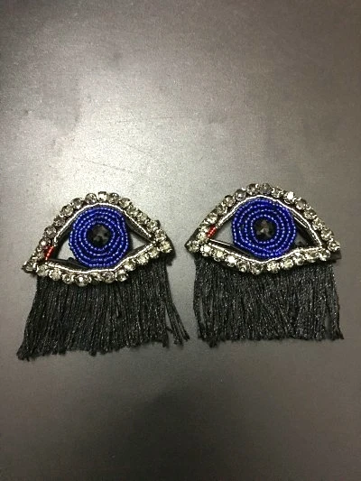 1pcs Tassel Rhinestone eye Patches for Clothing Sewing on Applique Clothes Shoes Bags cap Decoration Patch DIY Apparel
1pcs Tassel Rhinestone eye Patches for Clothing Sewing on Applique Clothes Shoes Bags cap Decoration Patch DIY Apparel