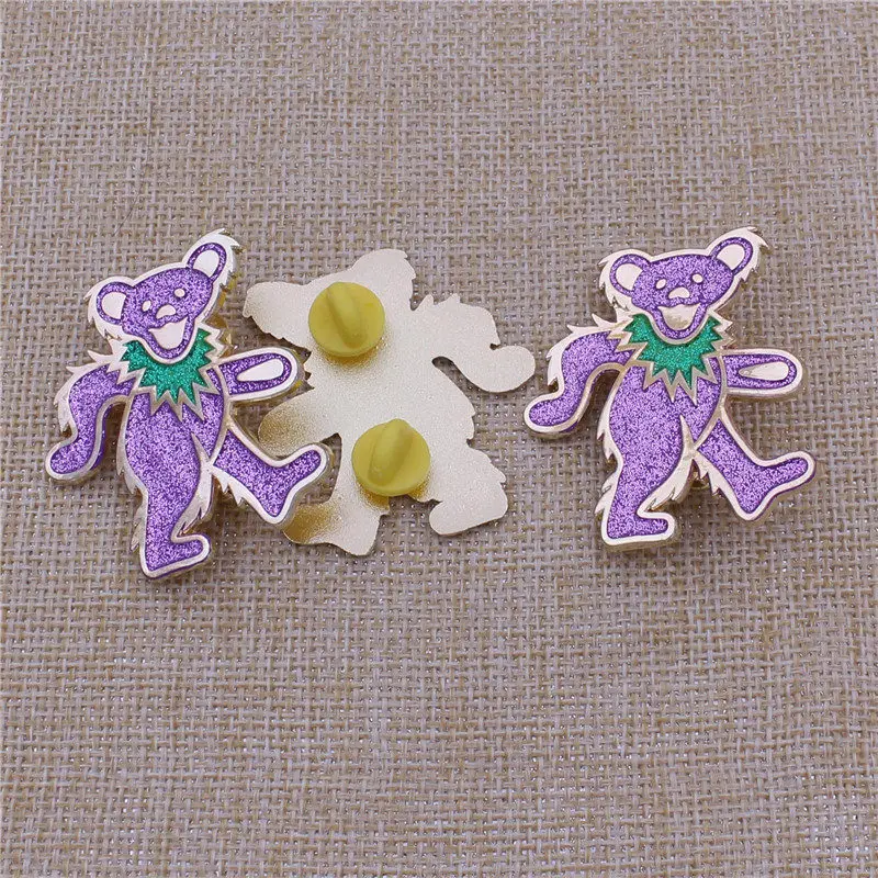 На заказ металлическая форма медведя блестящая эмблема Insignia отворот Pin блестящие значки
На заказ металлическая форма медведя блестящая эмблема Insignia отворот Pin блестящие значки
