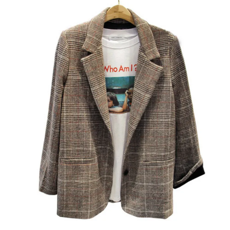 Women's jacket new style fashion temperament commute lattice lapel buckle small suit single-breasted jacket female wild suit
Women's jacket new style fashion temperament commute lattice lapel buckle small suit single-breasted jacket female wild suit