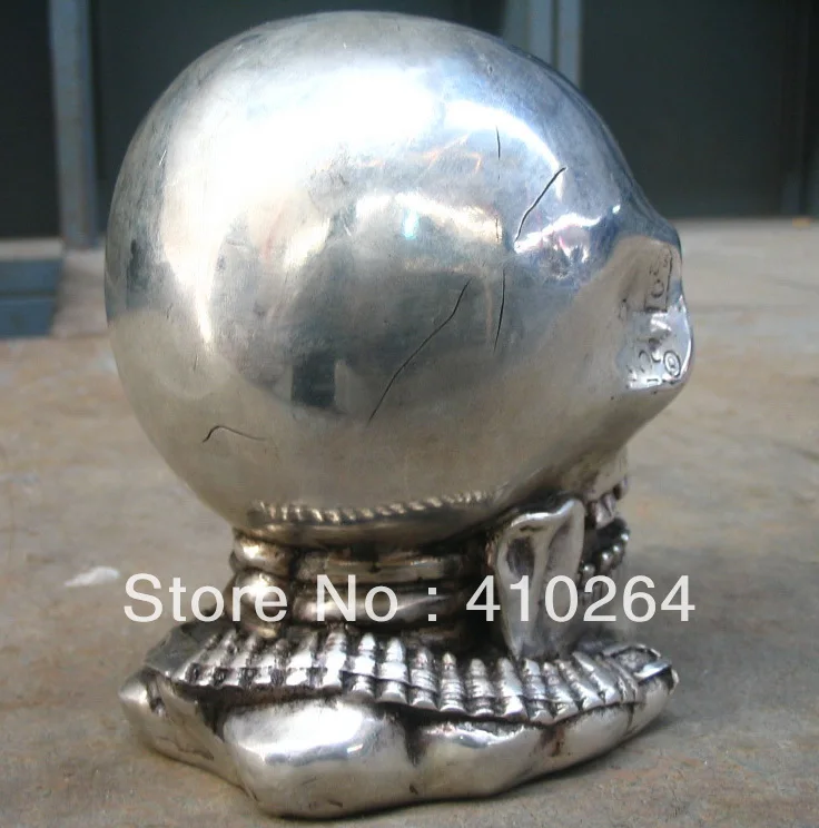 rare Collectibles Tibet silver Dry skeleton head pipe statue Smoke harmful discount 30%
rare Collectibles Tibet silver Dry skeleton head pipe statue Smoke harmful discount 30%