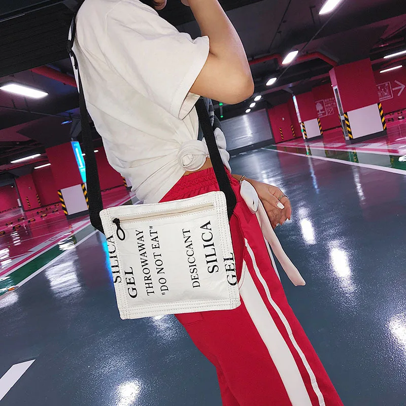 New personality creative pu single shoulder Messenger bag antiseptic desiccant DuPont paper trend chest bag mobile phone bag 071
New personality creative pu single shoulder Messenger bag antiseptic desiccant DuPont paper trend chest bag mobile phone bag 071