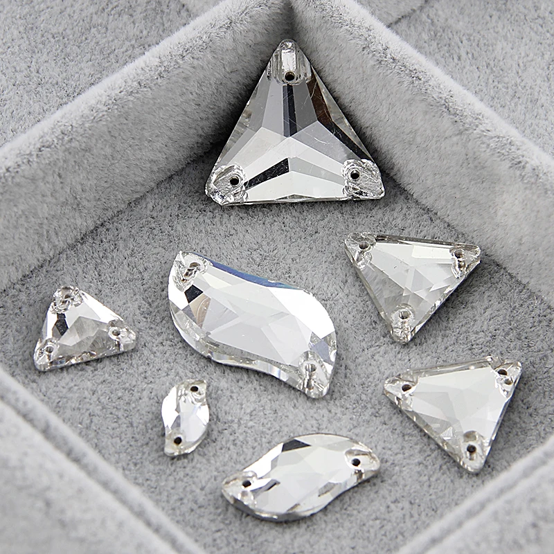 Crystal Clear S Shape Glass Flatback 3 And 2 Holes Sew On Stone Glass Stone DIY Dress Jewelry Making Wedding Dress Decoration
Crystal Clear S Shape Glass Flatback 3 And 2 Holes Sew On Stone Glass Stone DIY Dress Jewelry Making Wedding Dress Decoration