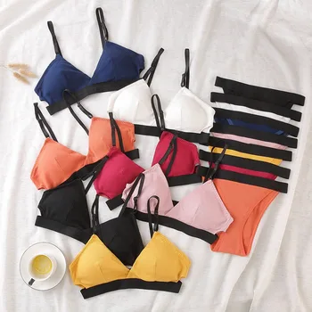High Quality Women Sexy Bra Set Striped Underwear Deep V-Neck Push Up Seamless Lingerie Female Bra Briefs White Black Blue Set
High Quality Women Sexy Bra Set Striped Underwear Deep V-Neck Push Up Seamless Lingerie Female Bra Briefs White Black Blue Set