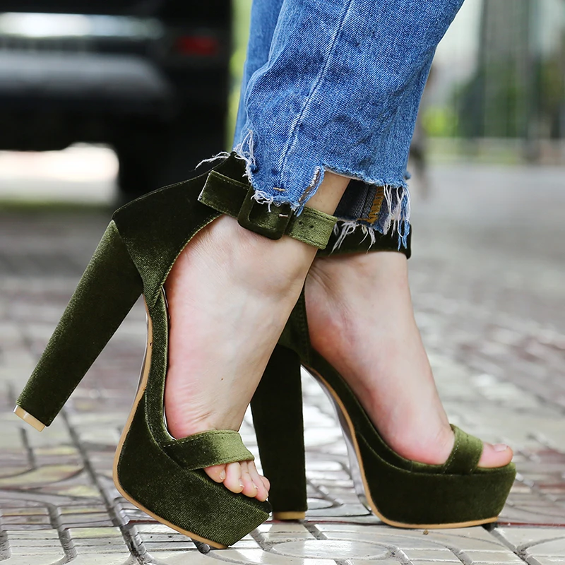 Ankle Strap Heels Women Velvet Flock Sandals Summer Shoes Women Open Toe Chunky High Heels Party Dress Sandals Size 34-43
Ankle Strap Heels Women Velvet Flock Sandals Summer Shoes Women Open Toe Chunky High Heels Party Dress Sandals Size 34-43