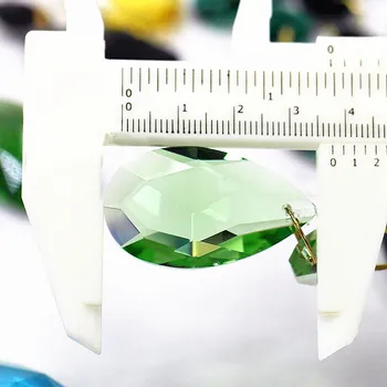 6pcs/lot (105MM) Apple Green Crystal Glass chandelier Parts ( 38mm Crystal Glass angel tear with 3pcs 14mm octagon Beads)
6pcs/lot (105MM) Apple Green Crystal Glass chandelier Parts ( 38mm Crystal Glass angel tear with 3pcs 14mm octagon Beads)